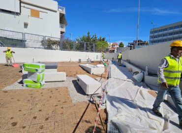 under construction_00048